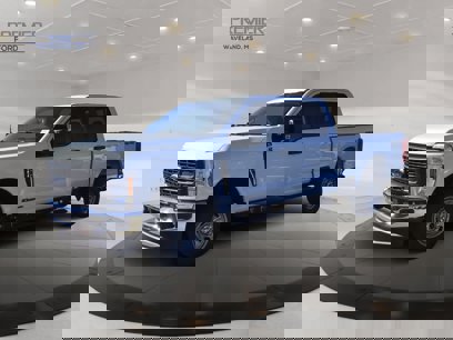 New 2024 Ford F250 XL w/ XL Chrome Package