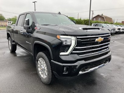 New 2025 Chevrolet Silverado 3500 LT w/ Z71 Chrome Sport Edition