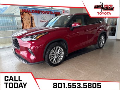 Used 2023 Toyota Highlander Platinum