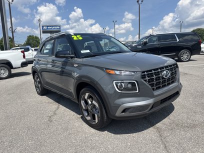 New 2025 Hyundai Venue Limited