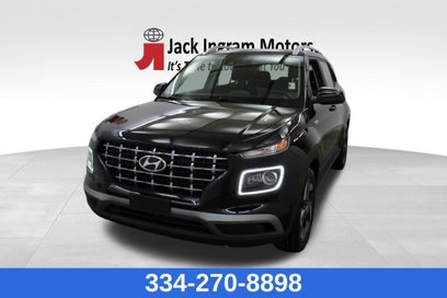 Used 2021 Hyundai Venue SEL w/ Premium Package