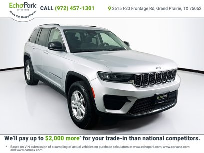 Used 2023 Jeep Grand Cherokee Laredo