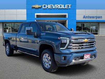 New 2025 Chevrolet Silverado 3500 High Country w/ Technology Package