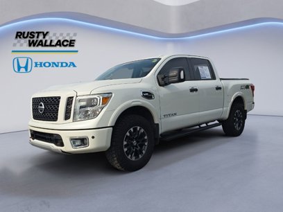 Used 2017 Nissan Titan PRO-4X w/ Pro-4x Convenience Package