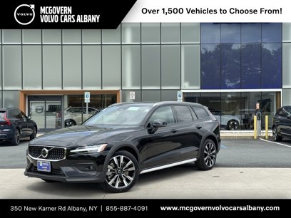 New 2026 Volvo V60 B5 Cross Country Ultra