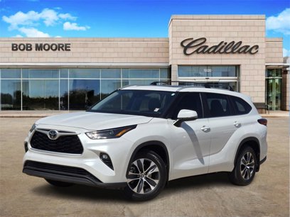 Used 2023 Toyota Highlander XLE
