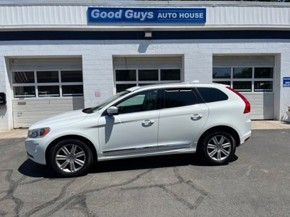 Used 2016 Volvo XC60 T6 w/ Climate Package