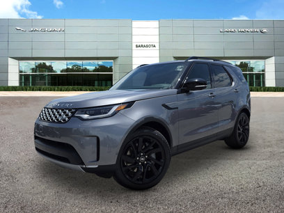 New 2025 Land Rover Discovery S