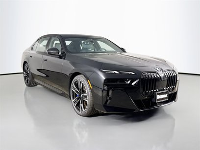 New 2025 BMW 760i xDrive
