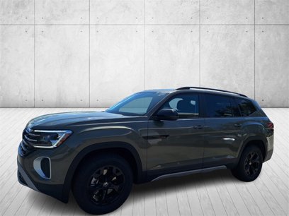 New 2025 Volkswagen Atlas Peak Edition SE