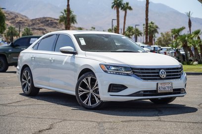 Used 2022 Volkswagen Passat 2.0T SE