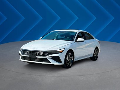 New 2024 Hyundai Elantra SEL w/ Convenience Package