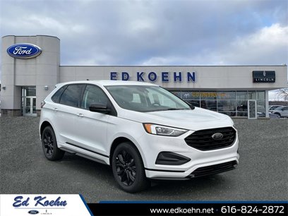 New 2024 Ford Edge SE w/ Black Appearance Package