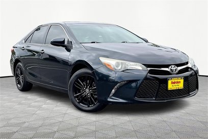 Used 2017 Toyota Camry SE