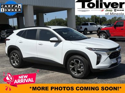 Used 2025 Chevrolet Trax LT w/ LT Convenience Package