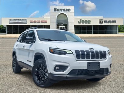 Certified 2023 Jeep Cherokee Altitude Lux