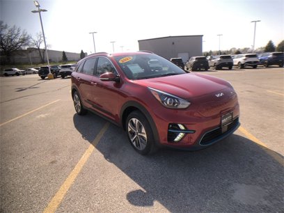 Certified 2022 Kia Niro EX w/ Cold Weather Package