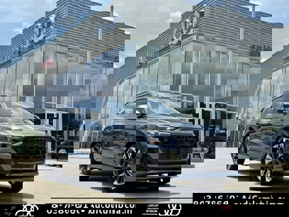 New 2025 Audi Q8 Premium Plus