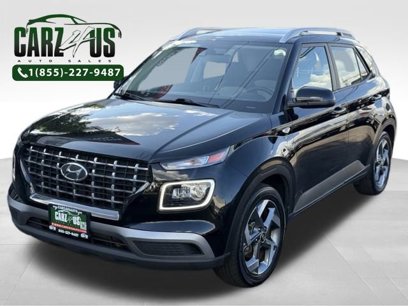 Used 2021 Hyundai Venue SEL w/ Premium Package