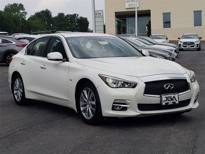 Used 2017 INFINITI Q50 Premium w/ All Weather Package (L93)