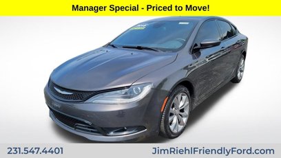 Used 2015 Chrysler 200 S w/ Comfort Group