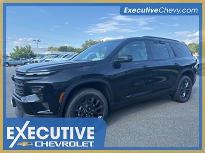 New 2025 Chevrolet Traverse LT w/ Midnight/Sport Edition