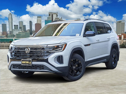 New 2024 Volkswagen Atlas Peak Edition SE