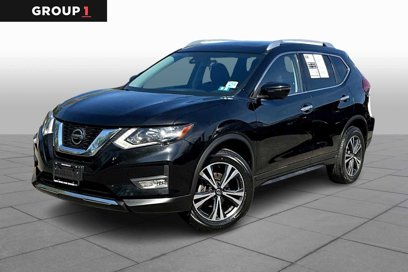 Used 2020 Nissan Rogue SV w/ Sun & Sound Touring Package