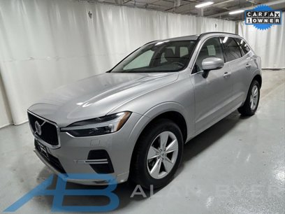 Used 2022 Volvo XC60 B5 Momentum