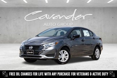 New 2025 Nissan Versa S w/ Trunk Package