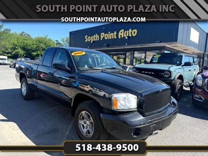 Used 2007 Dodge Dakota SLT