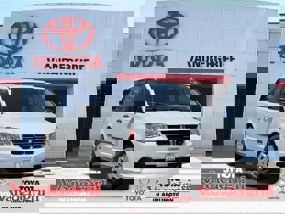 Used 2013 Dodge Grand Caravan American Value Package w/ UConnect Hands-Free Group