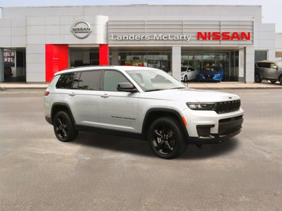 Used 2023 Jeep Grand Cherokee L Laredo