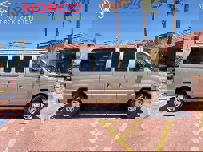 Used 2013 Ford E-350 and Econoline 350 XLT
