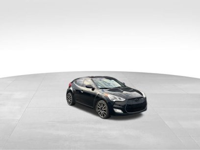 Used 2013 Hyundai Veloster w/ Style Pkg