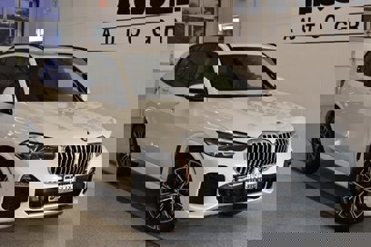 Used 2021 BMW X5 xDrive40i w/ M Sport Package
