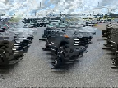 New 2025 Nissan Kicks SR