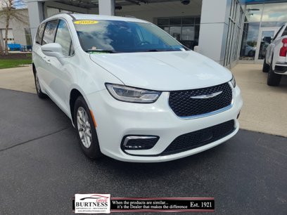 Used 2022 Chrysler Pacifica Touring-L