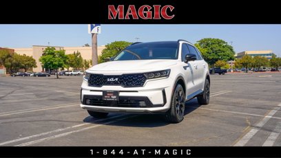 Used 2023 Kia Sorento SX