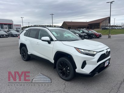 New 2025 Toyota RAV4 SE