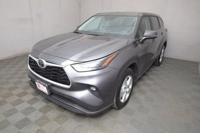 Certified 2023 Toyota Highlander LE