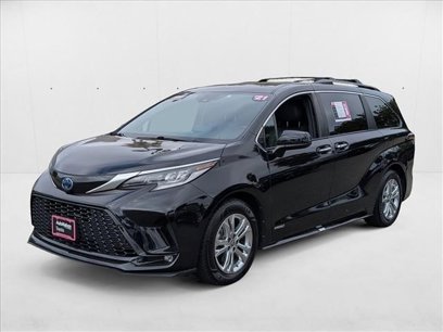 Used 2021 Toyota Sienna XSE
