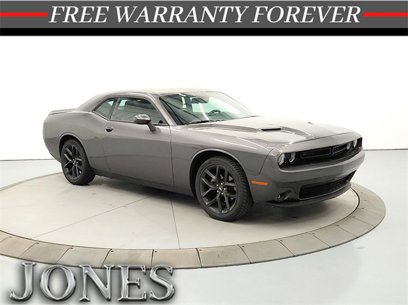 Used 2022 Dodge Challenger SXT w/ Blacktop Package