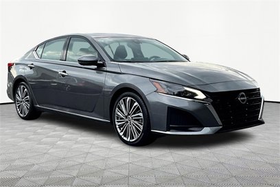 Used 2023 Nissan Altima 2.5 SL