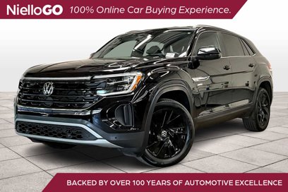 Used 2024 Volkswagen Atlas Cross Sport SE w/ Black Wheel Package