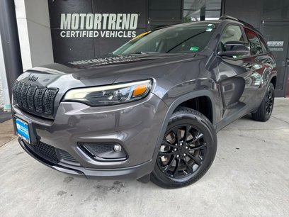 Used 2023 Jeep Cherokee Altitude Lux
