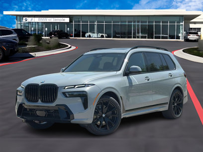 New 2025 BMW X7 xDrive40i w/ M Sport Package