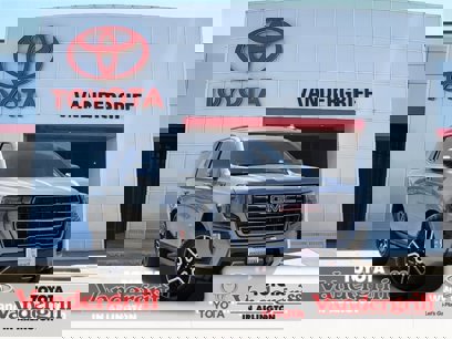 Used 2023 GMC Yukon AT4