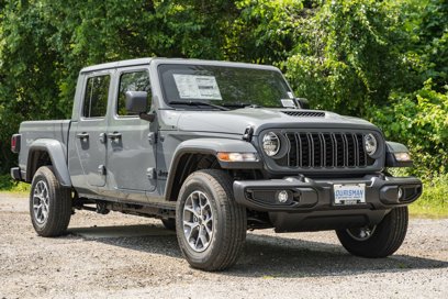 New 2025 Jeep Gladiator Sport