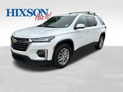 Used 2023 Chevrolet Traverse LT